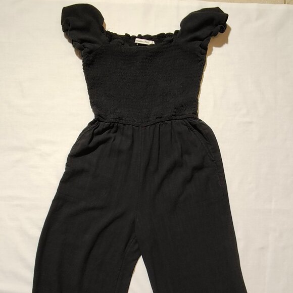 Abercrombie & Fitch Pants - Abercrombie & Fitch Smocked Women's Small Jumpsuit